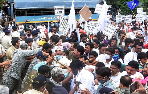 ओबीसी आरक्षणावर पुनर्विचार याचिका दाखल करणार