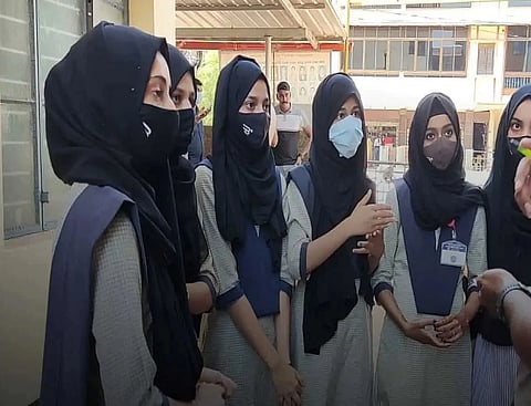 हिजाबचा मुद्दा पुन्हा चिघळणार