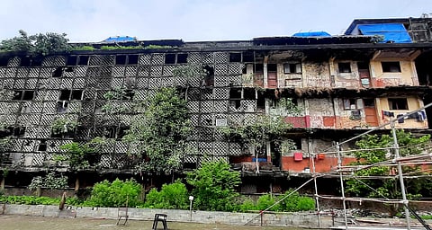 प्रश्न धोकादायक इमारतींचा !