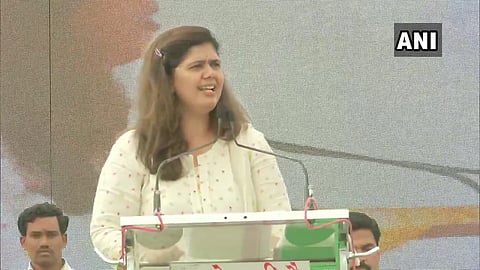 एकनाथ खडसे गोपीनाथ गडावर घेणार पंकजा मुंडे यांची भेट; राजकीय वर्तूळात चर्चांना उधाण