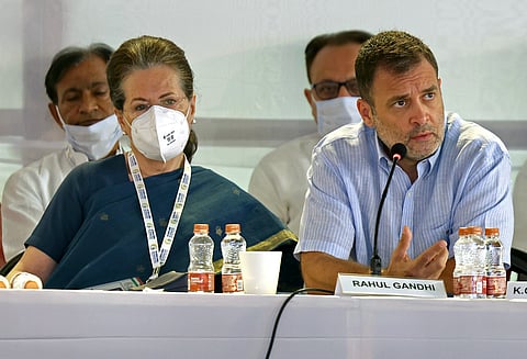 सोनियांनी घेतला ‘अग्निपथ’चा समाचार, सरकारी योजना दिशाहीन, पण तरुणांनी हिंसक आंदोलन करू नये