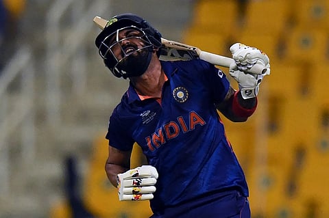 केएल राहुल इंग्लंडविरुद्धच्या मालिकेतूनसुद्धा बाहेर