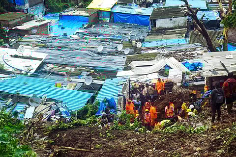 कळवा खाडीचे पात्र या कारणामुळे झाले निमुळते