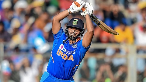 सर्वाधिक धावा करुन 'या' खेळाडुने पटकावले फलंदाजांमध्ये अव्वल स्थान