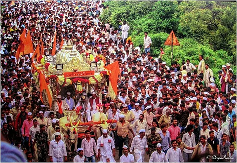 वारकऱ्यांसाठी समूह विमा कवच; समन्वयातून ‘आषाढी वारी’ – मुख्यमंत्री, व्हीआयपी वाहनांना नो एंट्री - शिंदे