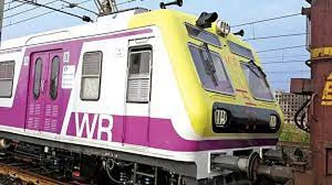पश्चिम-मध्य रेल्वेवर रविवारी मेगाब्लॉक; मुख्य मार्गावर विद्याविहार ते ठाणे, हार्बर मार्गावर पनवेल आणि वाशी स्थानकादरम्यान ब्लॉक