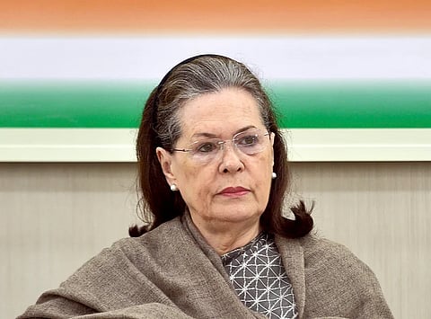 काँग्रेस पक्षनेत्यांवर शिस्तभंगाच्या कारवाईचा बडगा उगारण्याची शक्यता