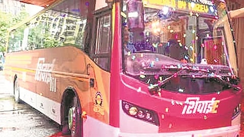 मुंबई-पुणे मार्गावरील प्रवाशांना स्वस्त प्रवासाची भेट