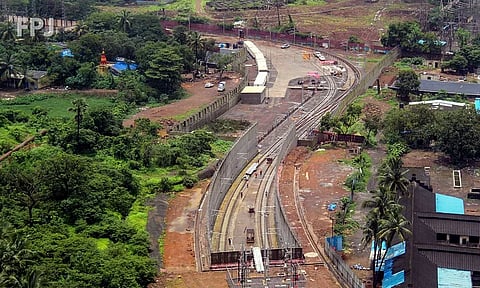 आरे कॉलनीतील झाडे तोडण्याला आव्हान देणाऱ्या याचिकेवर उद्या सुनावणी