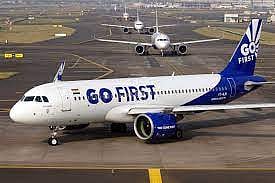 ‘गो फर्स्ट’ विमानाचे इमर्जन्सी लँडिंग ; प्रवासी थोडक्यात बचावले