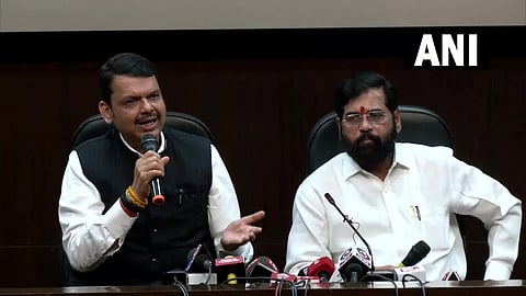 सरकारमधील खातेवाटपाकडे सर्वांचे लक्ष; मुख्यमंत्री एकनाथ शिंदे यांच्याकडे नगरविकास तर उपमुख्यमंत्र्यांकडे गृह व अर्थ खाते असण्याची शक्यता