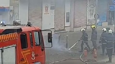 मुंबईतील परळ येथील पेट्रोल पंपाला आग; 'हे' असू शकते कारण ?