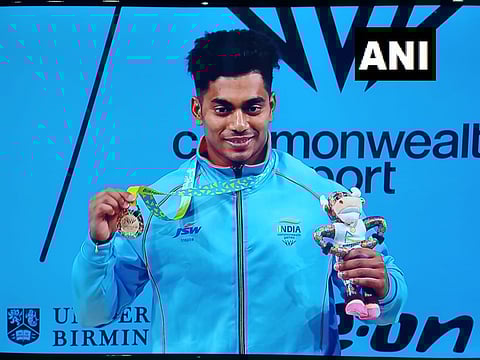 वेटलिफ्टिंगपटू अचिंताची भारतासाठी तिसऱ्या सुवर्णपदकाची कमाई