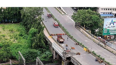 'या' धोकादायक पुलांवर नाचू आणि गाणी वाजवू नका, मुंबई पोलिसांचं गणेशभक्तांना आवाहन