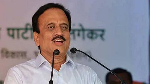 विनाअनुदानित शिक्षकांच्या मागण्या अखेर मान्य; अधिवेशन संपल्यानंतर खात्यात पगार जमा होणार - गिरीश महाजन