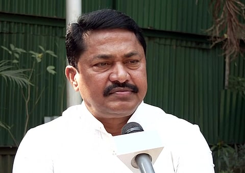 "जिल्हा परिषदेच्या शाळा बंद कराल तर याद राखा", नाना पटोलेंचा राज्य सरकारला इशारा