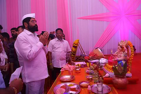 गणेशोत्सवाचा माध्यमातून राजकीय प्रसाद मिळवण्याची खेळी