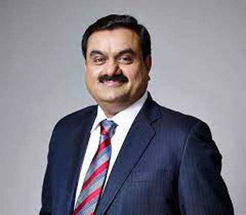 भारतातील शंभर श्रीमंतांची एकूण संपत्ती ८०० अब्ज डॉलर्सहून अधिक; अदानी अव्वल