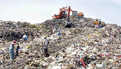 ठाण्यातील कचऱ्यापासून वीजनिर्मितीला
अजून एक वर्षाचा अवधी