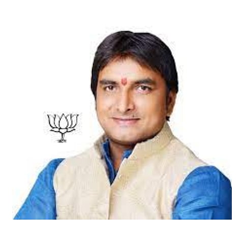 उत्तर भारतीय मोर्चाचे सरचिटणीस राम यादव शिंदे गटात