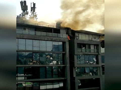 Fire at Lullanagar, Pune : पुण्यातील एका इमारतीत चौथ्या मजल्यावर असलेल्या हॉटेलला आग