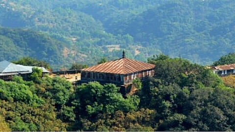 Pratapgad: शिवप्रताप दिनी अफजल खान कबरीजवळचे अनधिकृत बांधकाम जमीनदोस्त!