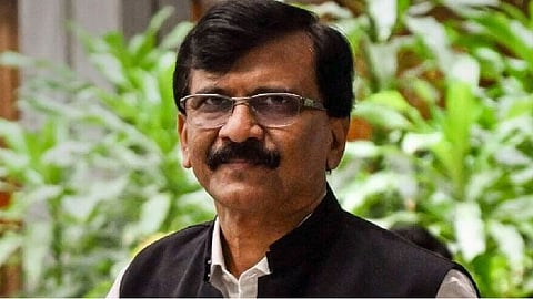 Sanjay Raut : महाराष्ट्र-कर्नाटक मुख्यमंत्र्यांची भेट; काय म्हणाले संजय राऊत?
