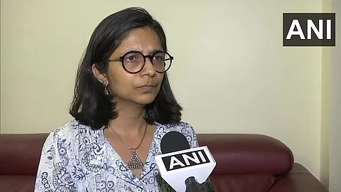 राजधानीत महिला आयोगाच्या अध्यक्षाच सुरक्षित नाही; नेमका काय घडलं?