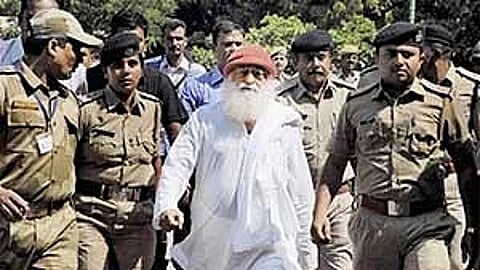 आसाराम बापू दोषी,कोर्ट उद्या शिक्षा सुनावणार