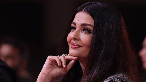 Aishwarya Rai : सिन्नरच्या तहसीलदारांनी बजावली ऐश्वर्या राय-बच्चनला नोटीस; 'हे' आहे कारण...