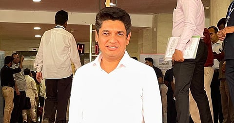 आमदार म्हणून सत्यजित तांबेंचा पहिला दिवस; म्हणाले, "योग्य वेळ आल्यानंतर..."