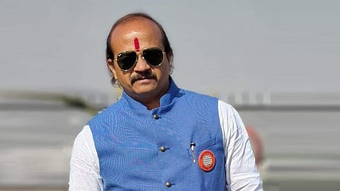 पुण्यात तिरंगी लढत? भाजप-काँग्रेसमध्ये चुरस, वसंत मोरेही मैदानात उतरणार