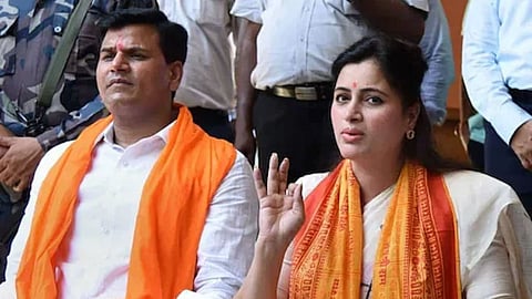 हनुमान चालीसा पठण प्रकरण: राणा दाम्पत्याच्या दोषमुक्ततेच्या अर्जावर २ डिसेंबरला निर्णय