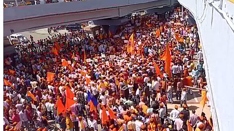 ठाण्यात मराठा समाजाचा रास्ता रोकोचा प्रयत्न