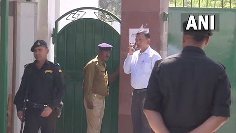 माजी मुख्यमंत्री राबडी देवींच्या घरावर सीबीआयचे छापे; 'हे' आहेत आरोप