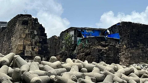माहीम किल्ला अतिक्रमण मुक्त; मुंबईतील पुरातन वारसा जपणे शक्य