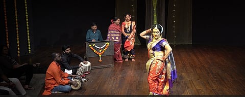 महिंद्रा एक्सलन्स इन थिएटर अवॉर्ड्सने केली १८व्या आवृत्तीसाठी १० नाटकांच्या नामांकनांची घोषणा