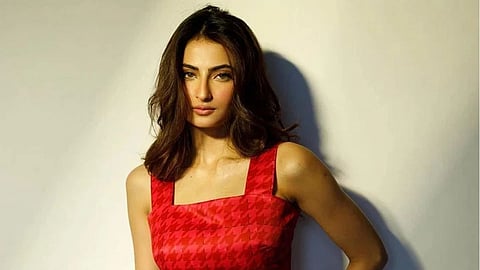 सेटवर सलमान खानने मुलींसाठी ठेवला होता 'असा' नियम; श्वेता तिवारीच्या मुलीने केला खुलासा