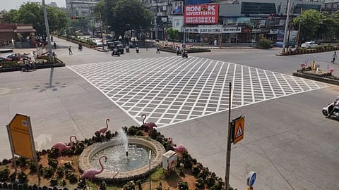 वाशी येथील छत्रपती शिवाजी महाराज चौकात ‘जंक्शन बॉक्स’
