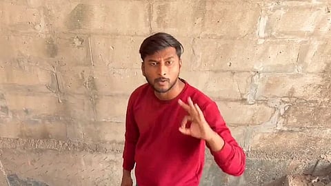 आक्षेपार्ह व्हिडिओ प्रकरणी ; रॅपर राज मुंगासेवर गुन्हा