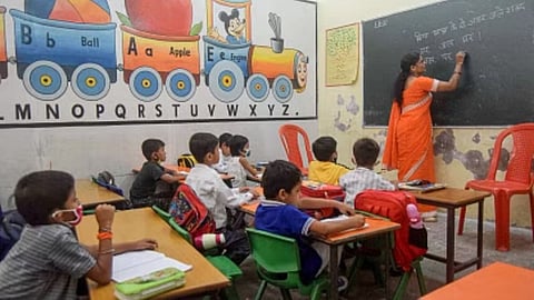 बालवाडी शिक्षिकांच्या मानधनात वाढ