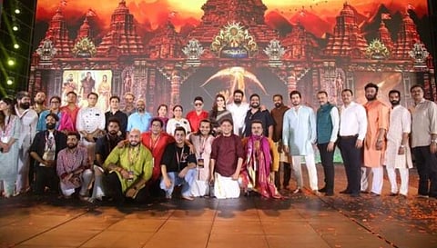 'आदिपुरुष' च्या सोहळ्यासाठी ५० लाखांचे फटाके!