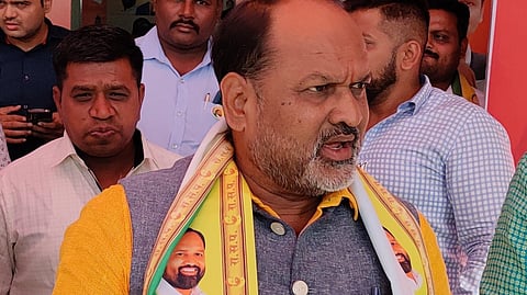 NDAच्या बैठकीला न बोलवल्याने महादेव जानकर नाराज ; म्हणाले, "त्यांना वाटत असेल यांचा पक्ष..."