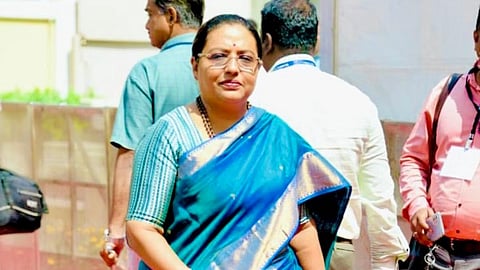 यशोमती ठाकूर यांना जीवे मारण्याची धमकी ; म्हणाले, "तुमची दाभोळकर..."