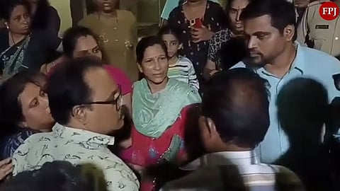 कल्याण हादरलं! एकतर्फी प्रेमातून १२ वर्षीय मुलीला चाकूने भोकसून तरुणाने केला आत्महत्येचा प्रयत्न