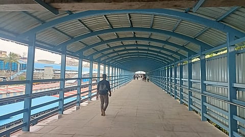 कुर्ल्यातील स्कायवॉक रखडलेलाच!