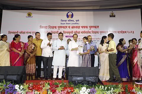 बारामतीच्या निकालावरुन अजित पवार शिक्षकांवर भडकले, म्हणाले...