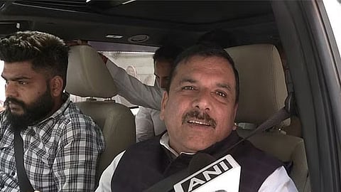 Delhi Excise Policy : आपचे खासदार संजय सिंग यांना ईडीकडून अटक ; घरावर केलेल्या छापेमारीनंतर काही तासांत केली अटक