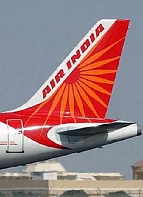 एअर इंडियाला डीजीसीएने ठोठावला १० लाख रुपये दंड