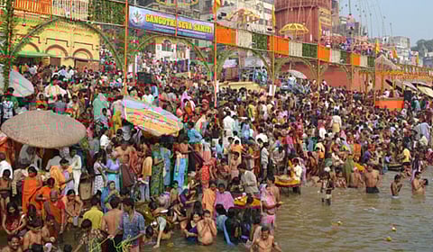 त्रिपुरारी पौर्णिमेनिमित्त नांदेडमध्ये गंगापूजन
